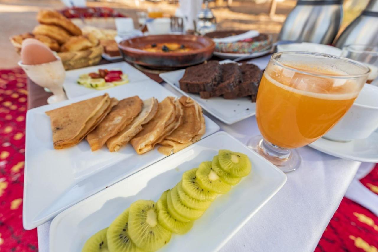 Merzouga Luxury Traditional Camp Екстер'єр фото
